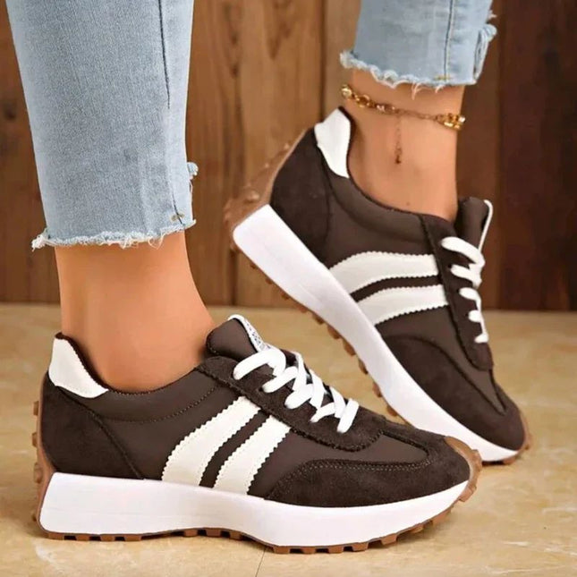 Clara Moretti | Zapatillas cómodas con plataforma ergonómica